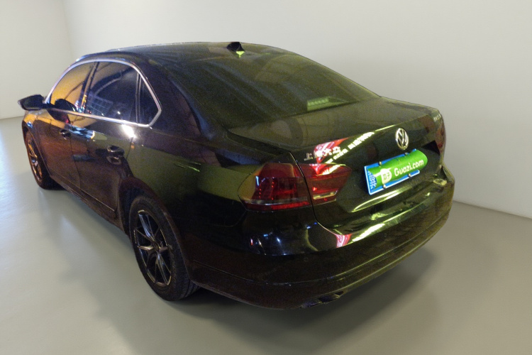 大众 帕萨特 2014款 1.8TSI DSG尊荣版车身外观5