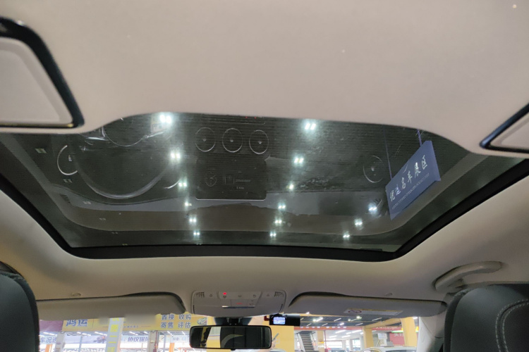 奔驰C级 2021款 C 200 L 时尚型运动版中控内饰22