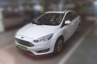 福特 福克斯 2017款 三厢 1.6L 自动风尚型智行版