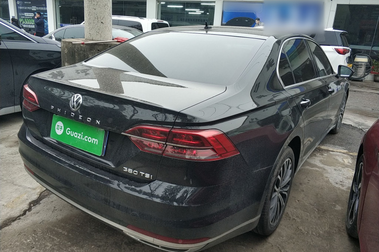 大众 辉昂 2018款 改款 380TSI 两驱商务版车身外观7