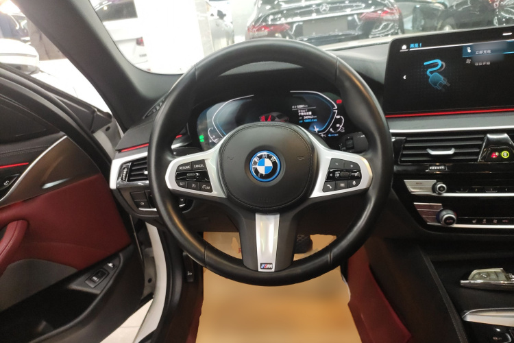 宝马5系新能源 2022款 改款 535Le M运动套装局部细节13