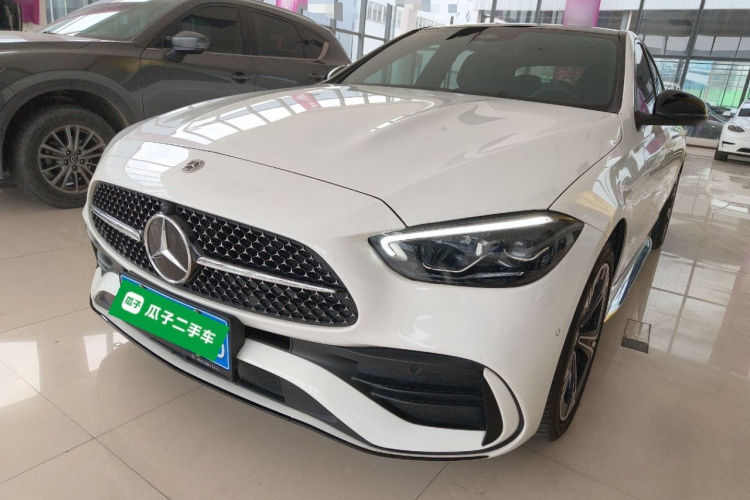 奔驰C级 2022款 改款 C 260 L 皓夜运动版车身外观1