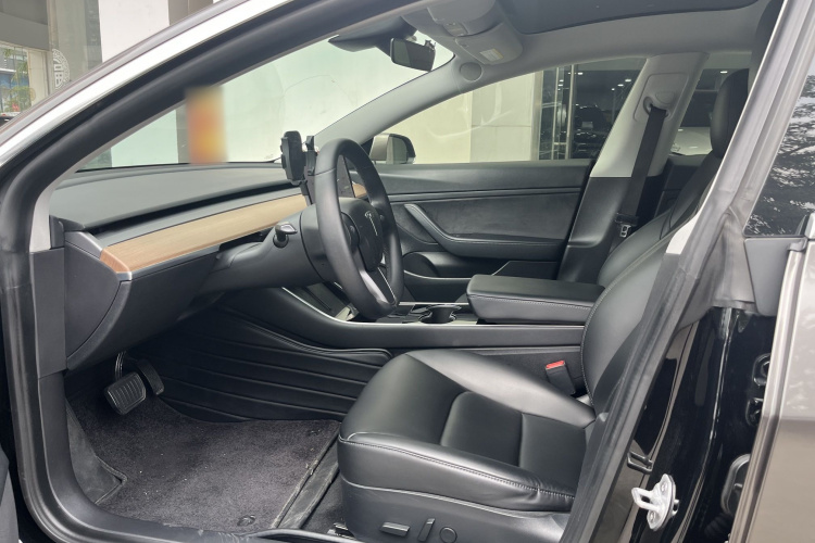 特斯拉 Model 3 2019款 标准续航后驱升级版局部细节19