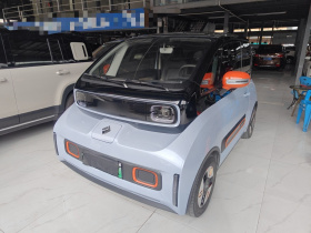 宝骏KiWi EV 2022款 艺术家轻享版 磷酸铁锂