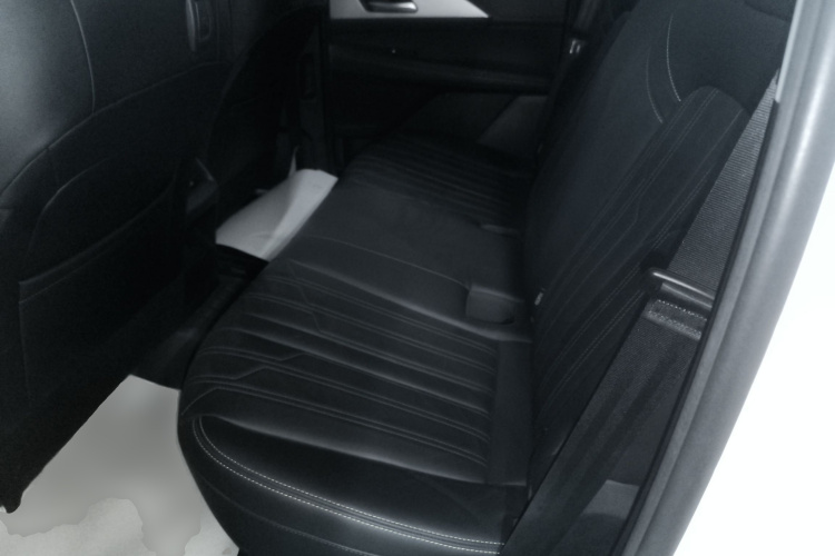 长城 金刚炮 2023款 2.0T自动柴油四驱精英型长箱GW4D20M中控内饰21