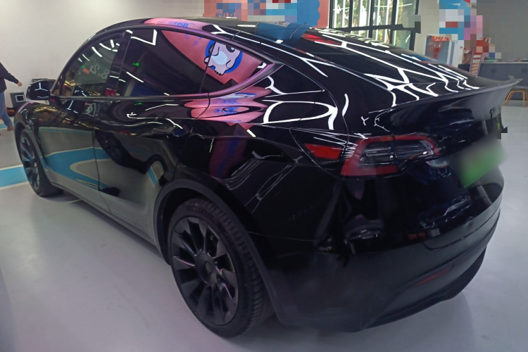 特斯拉 Model Y 2021款 标准续航后驱版车身外观6003