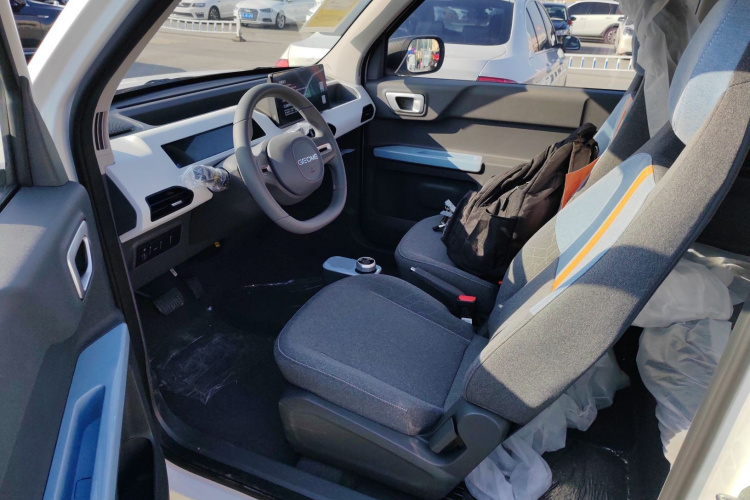 吉利银河 2024款 熊猫mini 200km 耐力熊中控内饰19