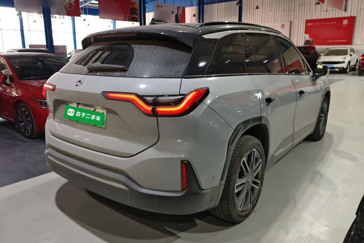 蔚来EC6 2022款 75kWh 运动版车身外观7