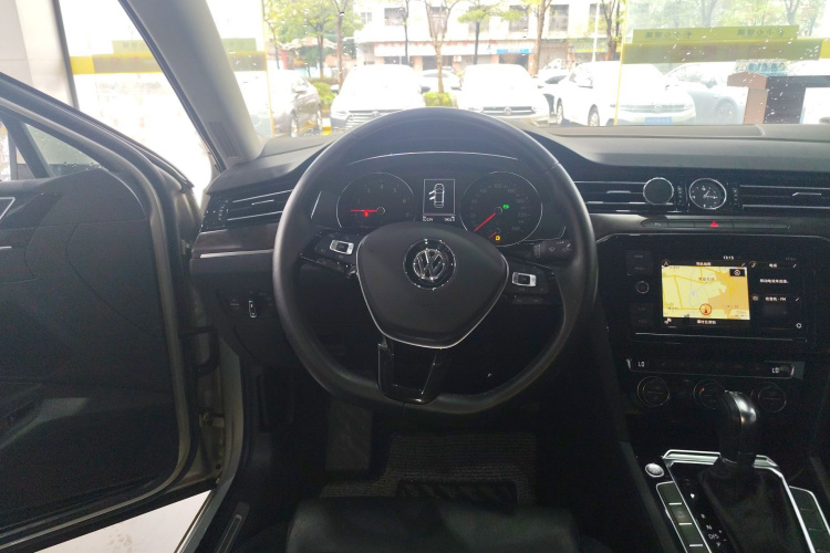 大众 迈腾 2019款 330TSI DSG 豪华型 国VI局部细节13