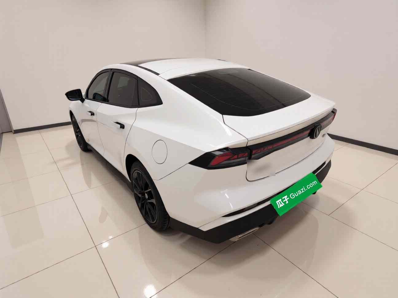 长安UNI-V 2024款 1.5T 尊贵型(3)