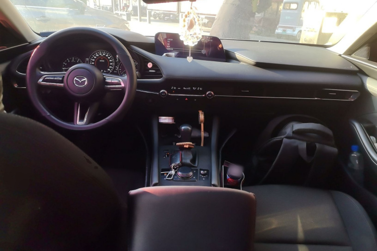 马自达3 昂克赛拉 2020款 2.0L 自动质炫版中控内饰12