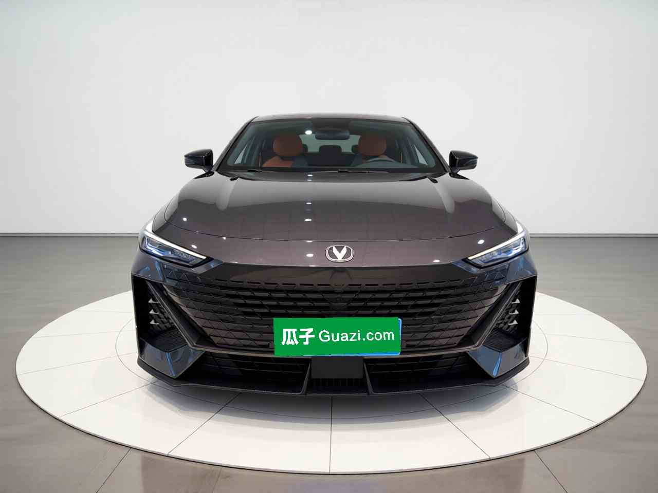 长安UNI-V 2022款 1.5T 尊贵型(1)
