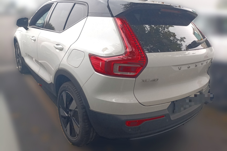 沃尔沃XC40新能源 2024款 长续航版车身外观5