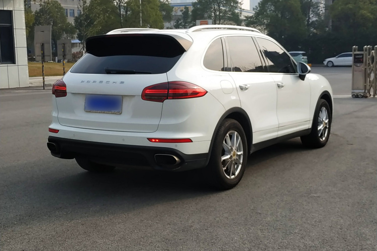 保时捷 2016款 Cayenne 3.0T车身外观6006