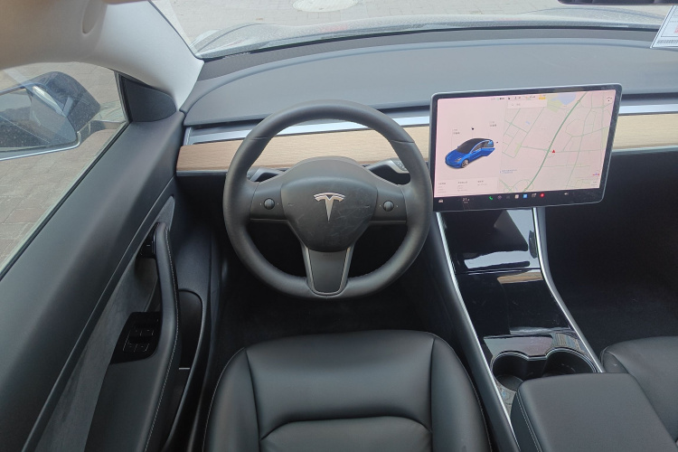 特斯拉 Model 3 2019款 标准续航后驱升级版局部细节13