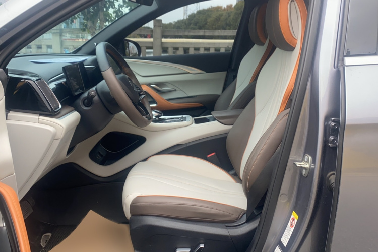 比亚迪 宋Pro新能源 2022款 DM-i 51km 尊贵型中控内饰7001