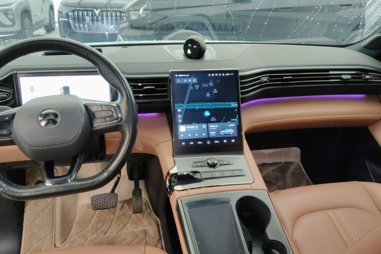 蔚来ES6 2020款 610KM 性能版中控内饰7002
