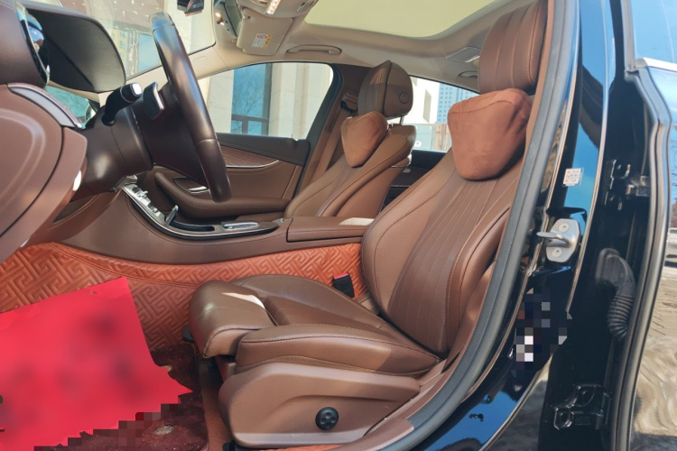 奔驰E级 2021款 改款 E 260 L中控内饰19