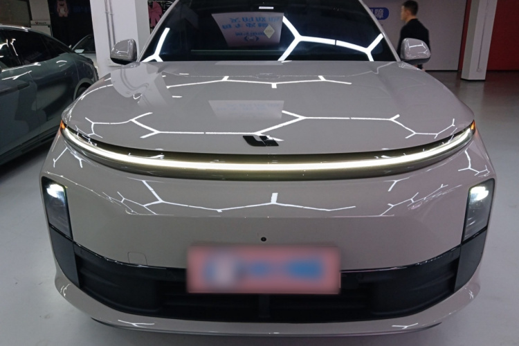 理想汽车 理想L6 2024款 Max车身外观2