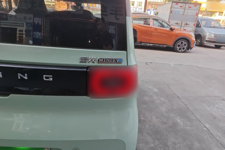 五菱汽车 宏光MINIEV 2021款 马卡龙臻享款 磷酸铁锂车身外观6006