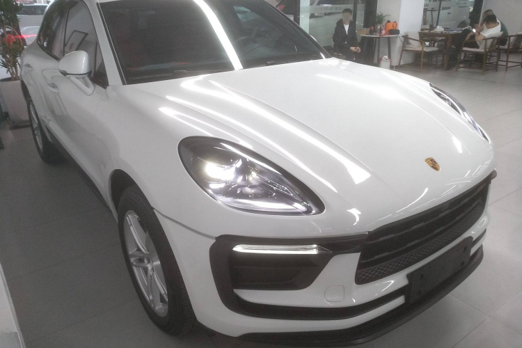 保时捷 2022款 Macan 2.0T车身外观3
