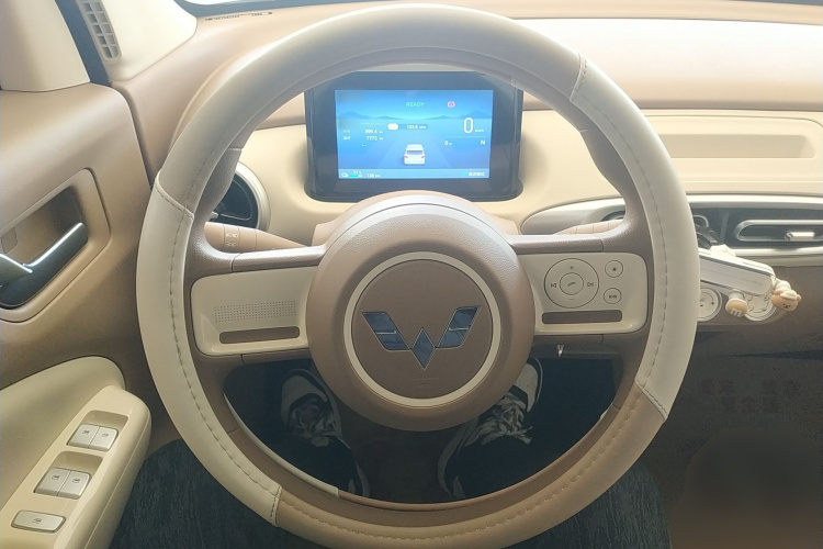 五菱汽车 宏光MINIEV 2025款 四门版 进阶款中控内饰13