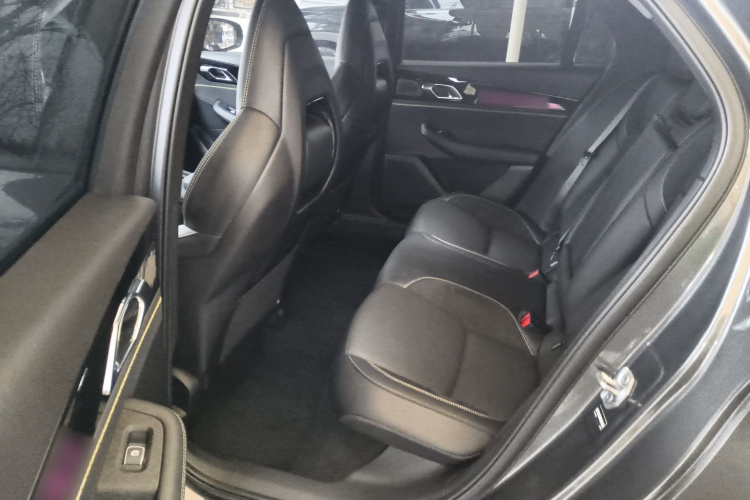 领克03 2023款 2.0TD DCT劲Pro中控内饰21