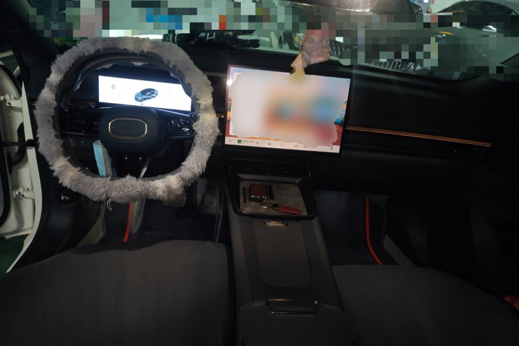 领克07 2024款 EM-P 126长续航 Pro中控内饰12