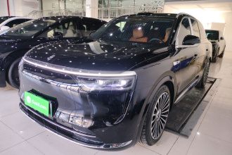 鸿蒙智行 问界M8 2025款 增程 Max+版 53.4kWh 6座版