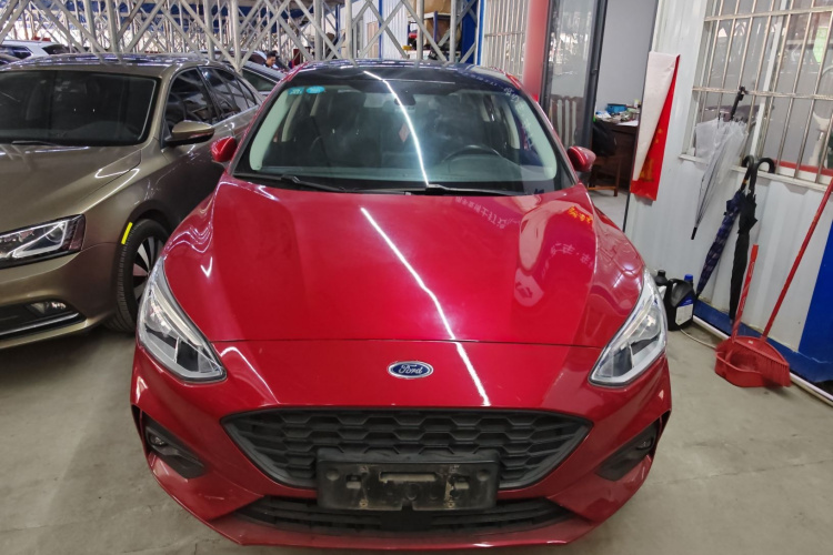 福特 福克斯 2020款 两厢 EcoBoost 180 自动锋潮型车身外观6001