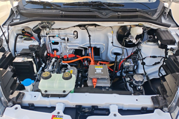 五菱汽车 五菱宏光新能源 2024款 纯电版 300KM 标准型局部细节24