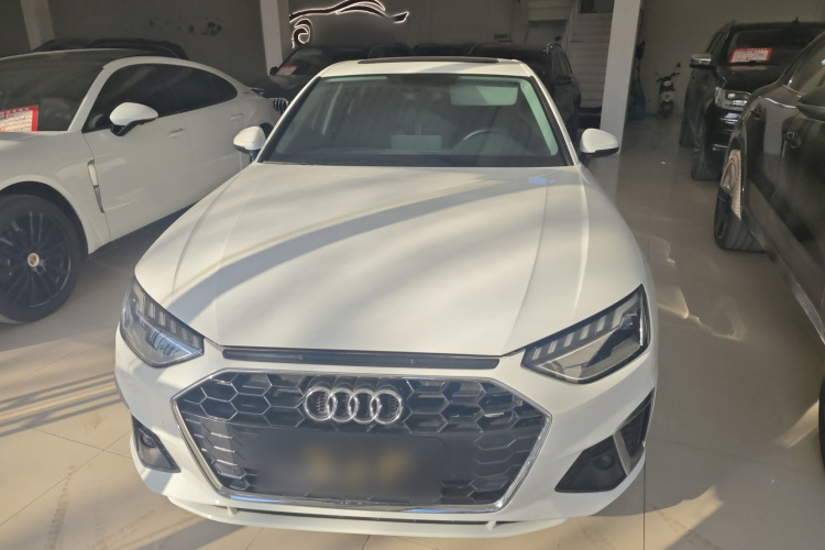 奥迪A4L 2023款 40 TFSI 时尚动感型车身外观2