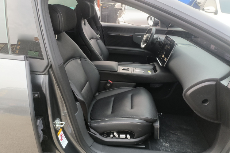 阿维塔12 2025款 Ultra增程版局部细节41