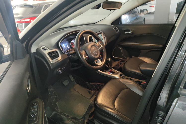 Jeep 指南者 2017款 200T 自动家享版中控内饰20