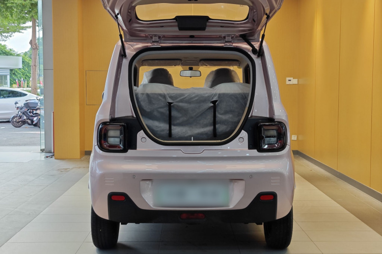 吉利银河 2024款 熊猫mini 200km 耐力熊车身外观6003