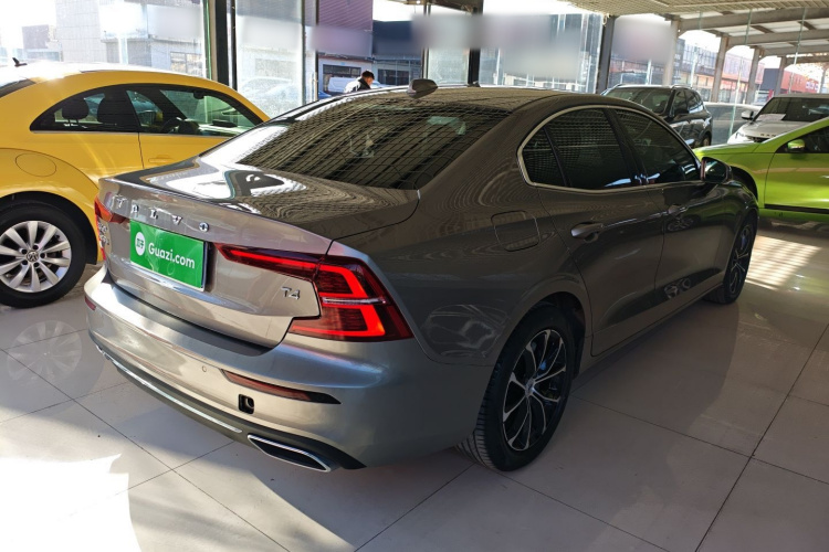 沃尔沃S60 2021款 T4 智逸豪华版车身外观6005