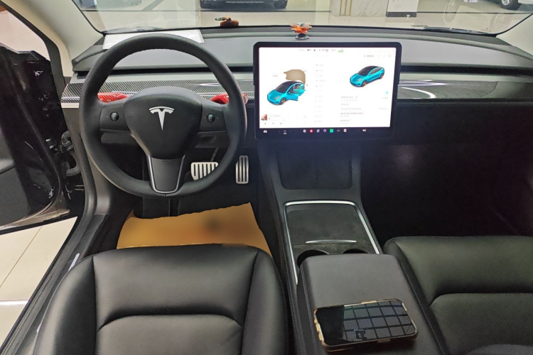 特斯拉 Model 3 2021款 Performance高性能全轮驱动版中控内饰12