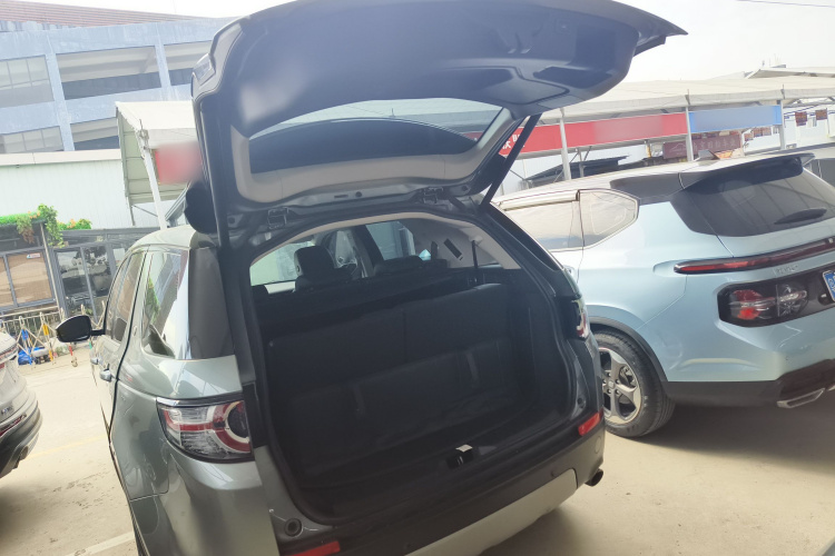 路虎 发现神行 2016款 2.0T HSE局部细节23