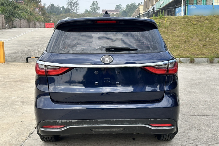 比亚迪 宋MAX 2018款 1.5T 自动智联精英型 6座局部细节23