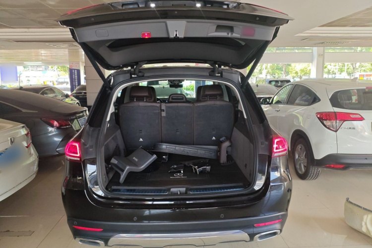 奔驰GLE 2020款 GLE 350 4MATIC 动感型特别版局部细节23