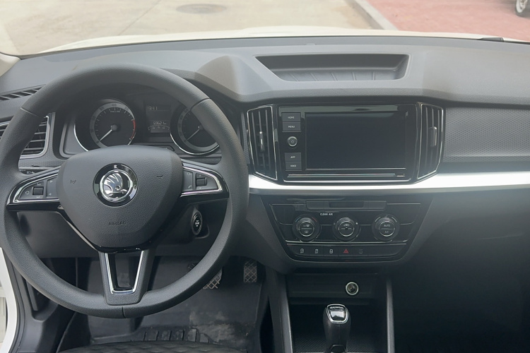 斯柯达 柯米克 2018款 1.5L 自动舒适版 国VI中控内饰7003