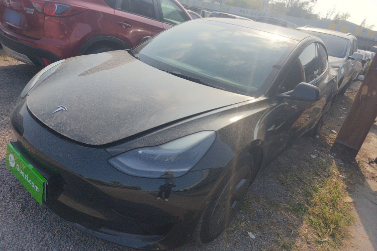 特斯拉 Model 3 2021款 标准续航后驱升级版 3D6车身外观1