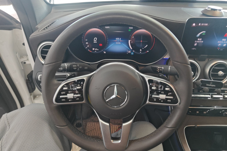 奔驰GLC 2021款 GLC 260 L 4MATIC 豪华型局部细节13