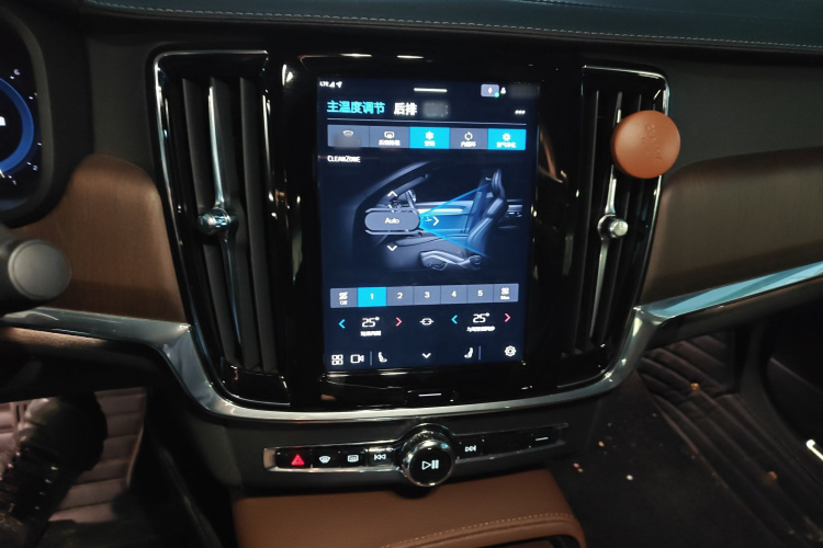 沃尔沃S90 2022款 B5 智远豪华版局部细节16