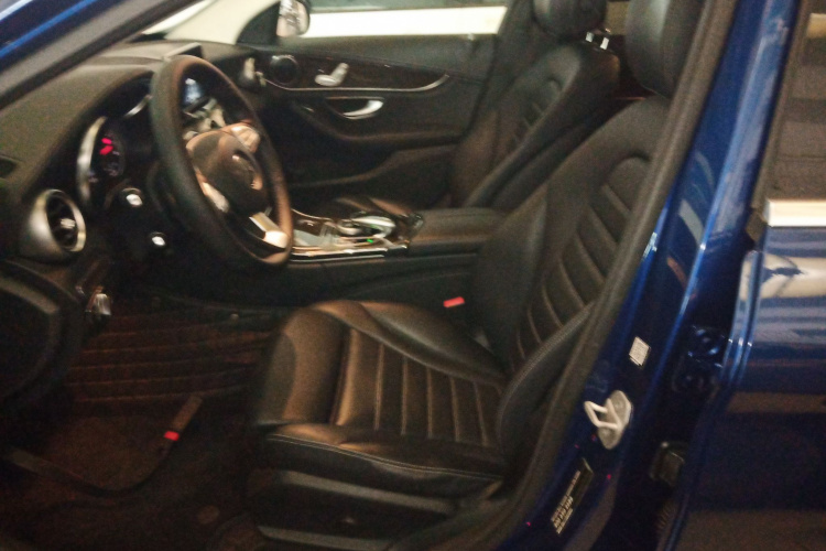 奔驰C级 2016款 C 180 L局部细节19