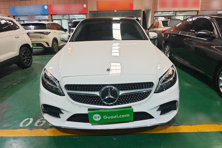奔驰C级 2021款 C 200 L 时尚型运动版车身外观2