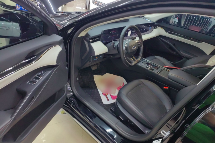 福特 蒙迪欧 2022款 改款 EcoBoost 245 豪华型中控内饰20