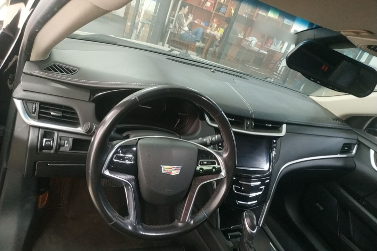 凯迪拉克XTS 2018款 28T 技术型中控内饰12