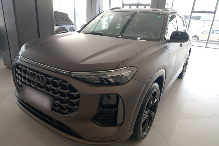 奥迪Q6 2023款 50 TFSI quattro 凌云版 edition one车身外观1