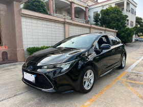 丰田 雷凌 2021款 双擎 1.8H E-CVT豪华版